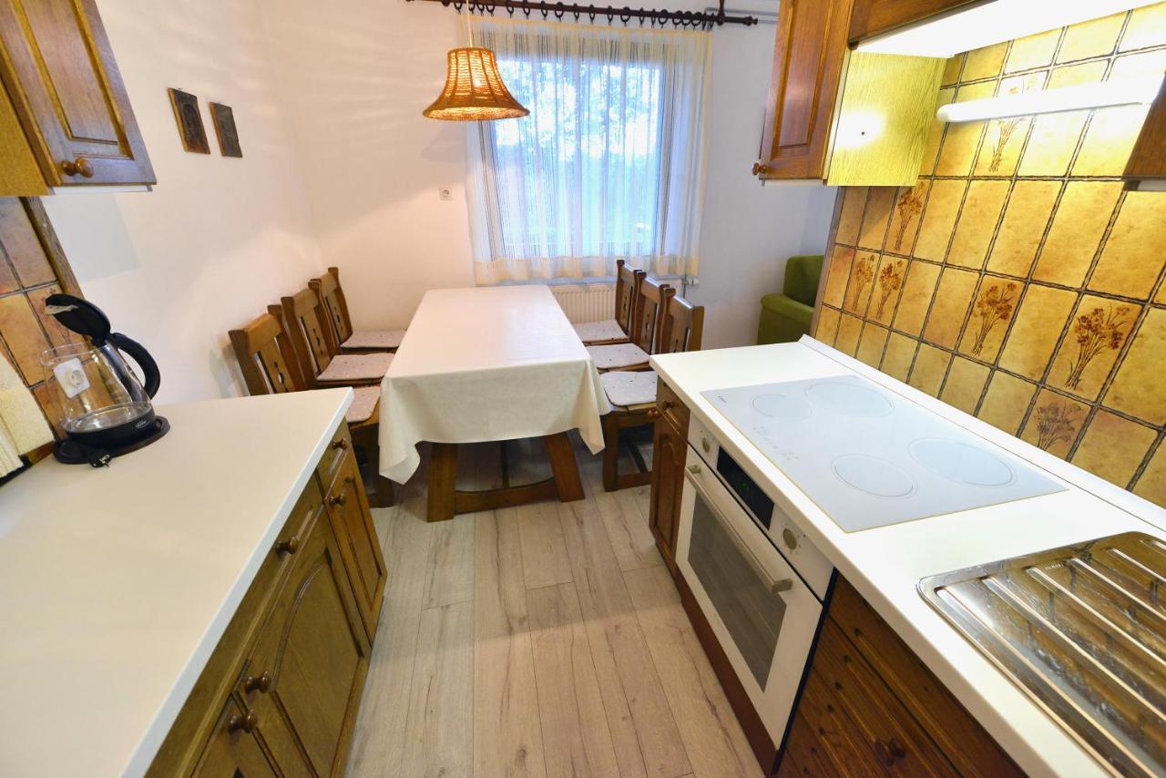 Holiday Home Davca Церкно Экстерьер фото